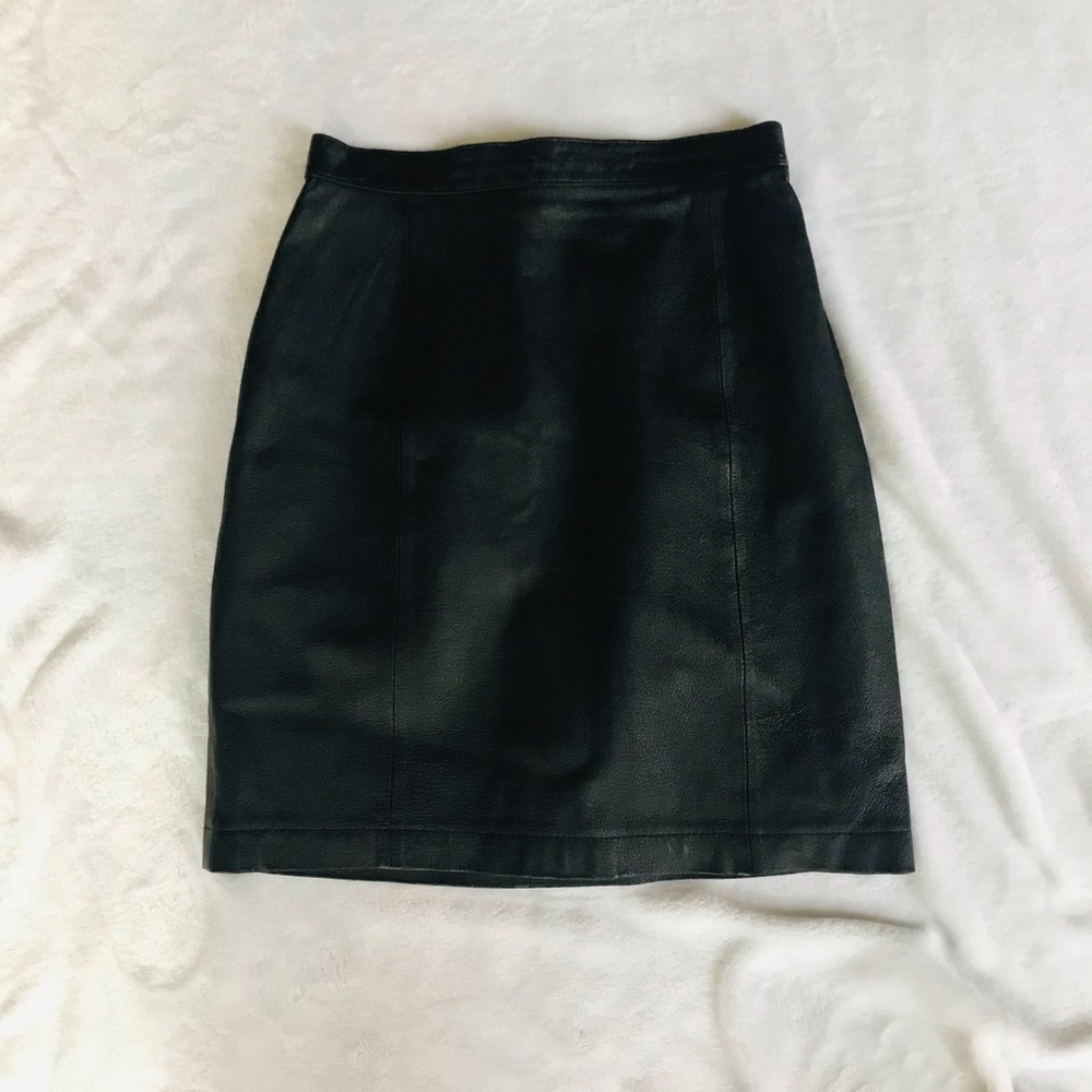 Vintage 80s VTG 1980s Noir Wilson’s Little Black Leather Mini Skirt size 8